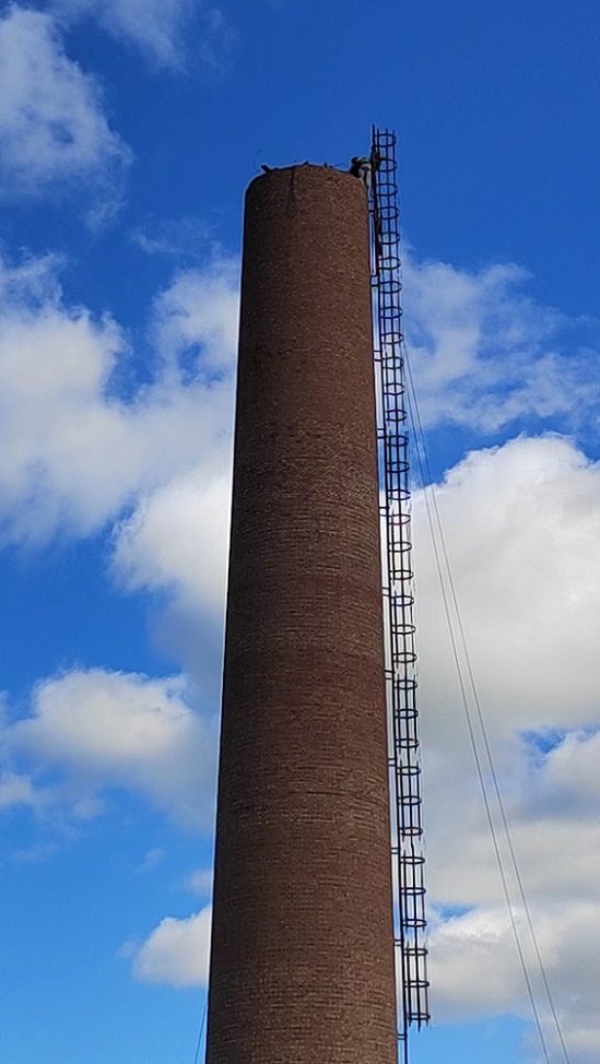 煙囪拆除公司:誠信鑄就品牌,專業(yè)贏得信賴